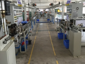 Wire extruding line